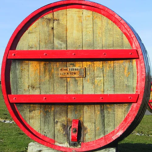 Barrica de roble de la bodega